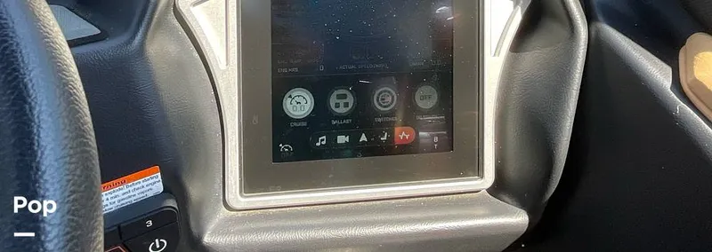 Slide: The Image of Tige 23ZX 2022 - 15854958