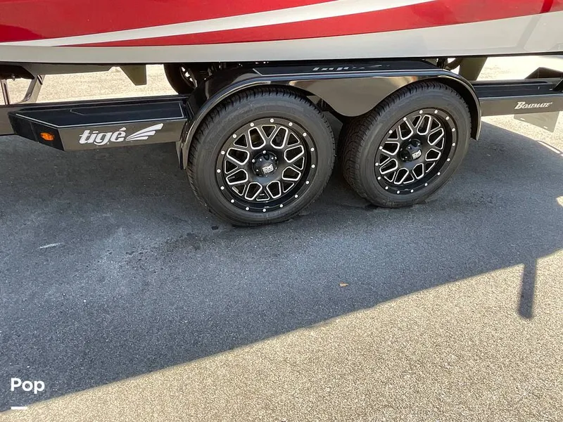 Slide: The Image of Tige 23ZX 2022 - 15854962