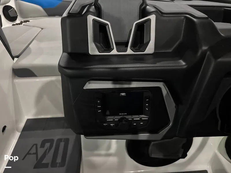 Slide: The Image of Axis A20 2024 - 15823189