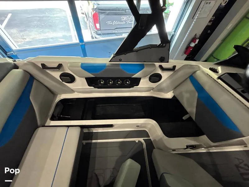 Slide: The Image of Axis A20 2024 - 15823200