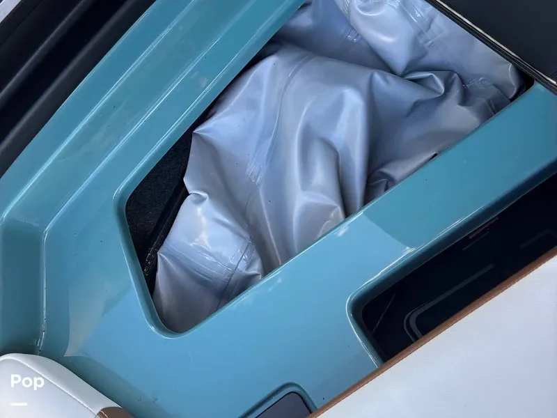 Slide: The Image of Axis A20 2024 - 15823495