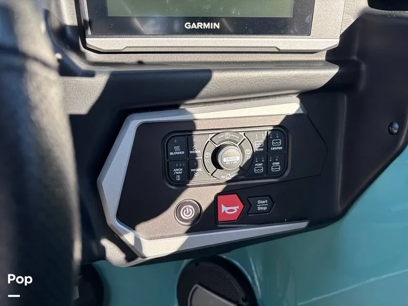 Slide: The Image of Axis A20 2024 - 15823506