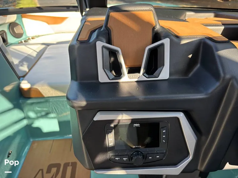 Slide: The Image of Axis A20 2024 - 15823503