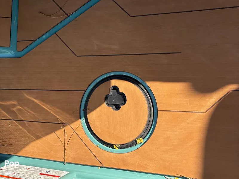 Slide: The Image of Axis A20 2024 - 15823512