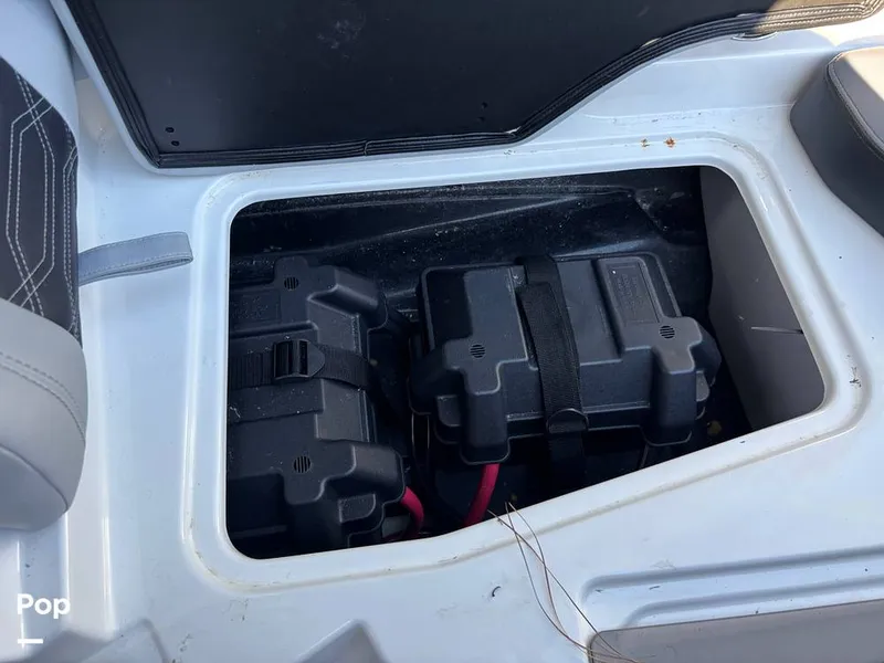 Slide: The Image of Malibu Wakesetter 25 LSV 2024 - 15823432