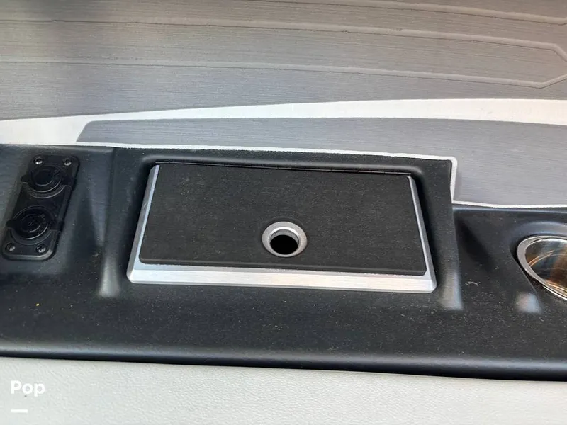 Slide: The Image of Malibu Wakesetter 25 LSV 2024 - 15823472