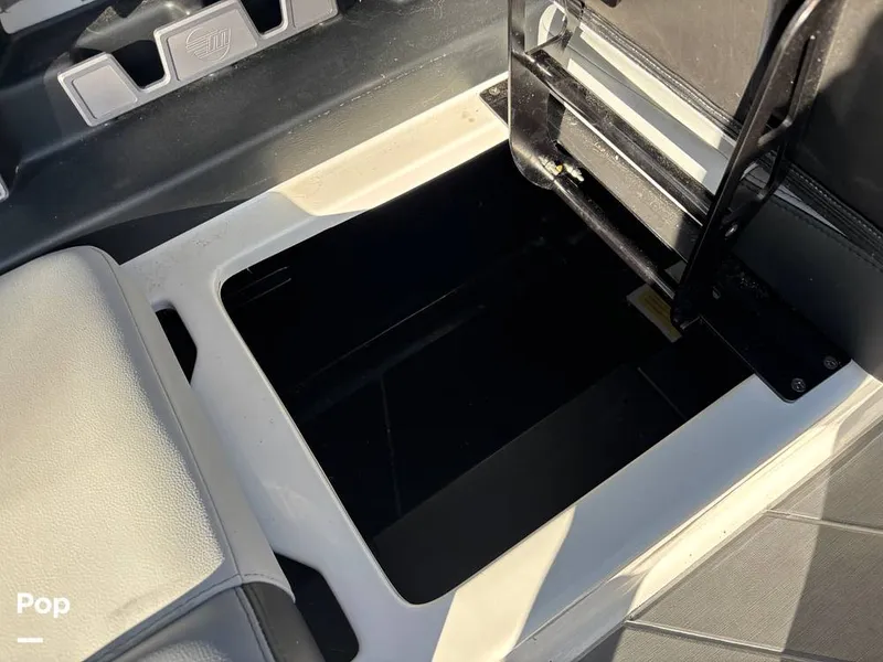 Slide: The Image of Malibu Wakesetter 25 LSV 2024 - 15823461