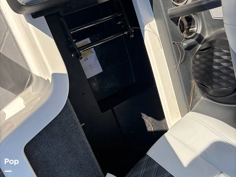 Slide: The Image of Malibu Wakesetter 25 LSV 2024 - 15823458