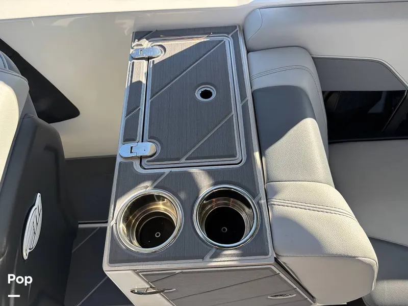 Slide: The Image of Malibu Wakesetter 25 LSV 2024 - 15823479