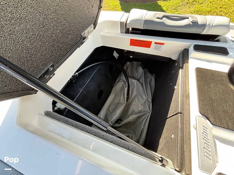 Slide: The Image of Malibu Wakesetter 25 LSV 2024 - 15823488