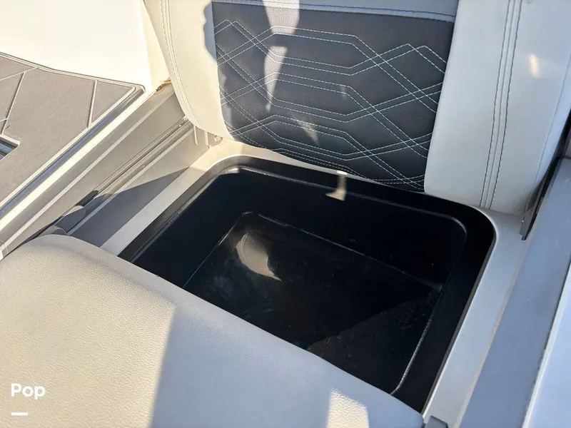 Slide: The Image of Malibu Wakesetter 25 LSV 2024 - 15823421