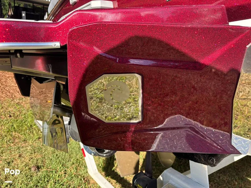 Slide: The Image of Malibu Wakesetter 25 LSV 2024 - 15823408