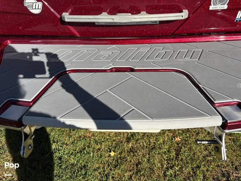 Slide: The Image of Malibu Wakesetter 25 LSV 2024 - 15823412