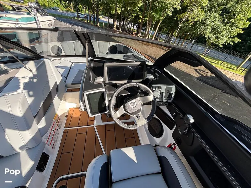 Slide: The Image of Malibu 24 MXZ 2024 - 15823348