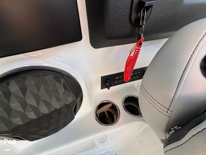 Slide: The Image of Malibu 24 MXZ 2024 - 15823353