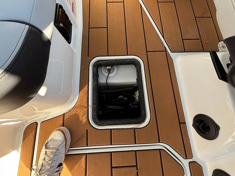 Slide: The Image of Malibu 24 MXZ 2024 - 15823357