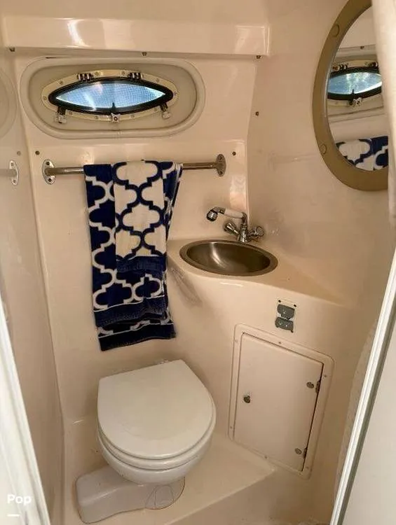 Slide: The Image of Rinker Fiesta Vee 250 2005 - 15824343