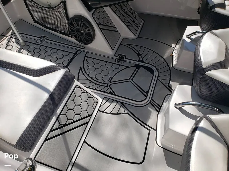 Slide: The Image of Scarab 165 ID 2018 - 15894658