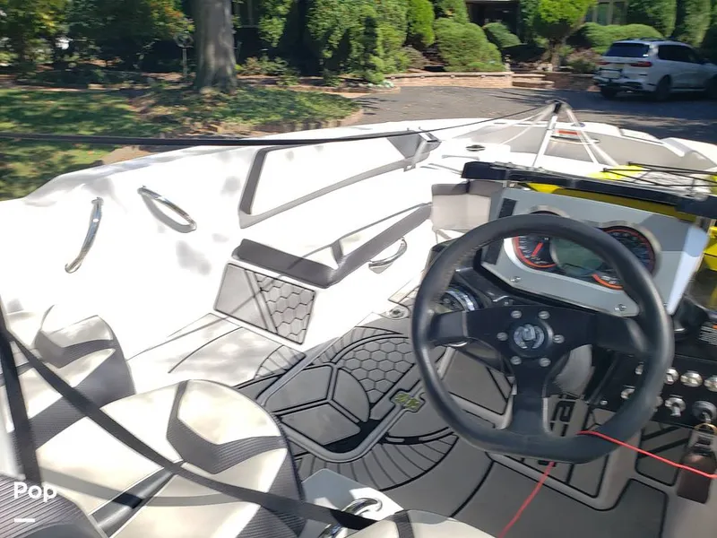 Slide: The Image of Scarab 165 ID 2018 - 15894688