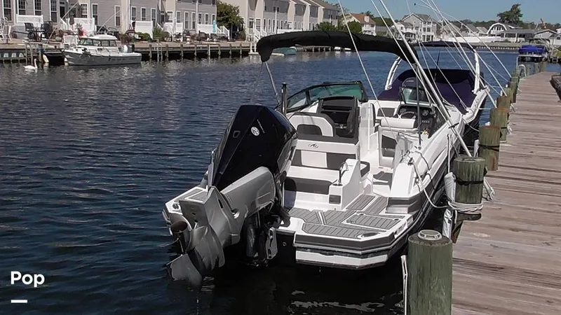 Slide: The Image of Monterey M45 2022 - 15834562