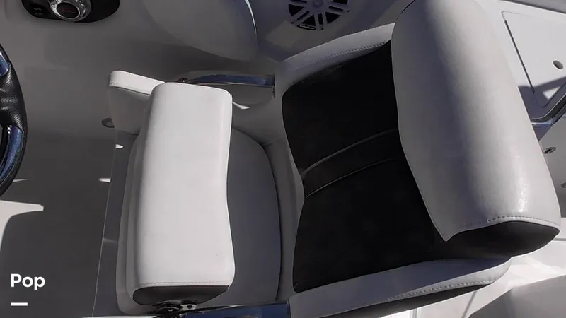 Slide: The Image of Monterey M45 2022 - 15834591