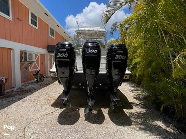 Slide: The Image of Hydra-Sports 33VX 2005 - 15912157