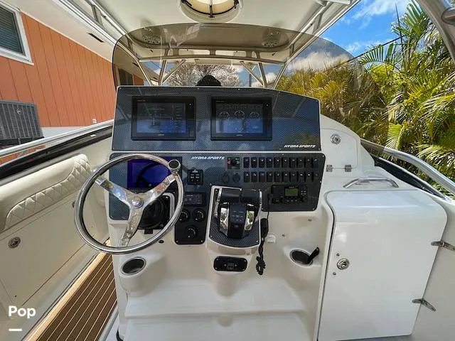 Slide: The Image of Hydra-Sports 33VX 2005 - 15912164