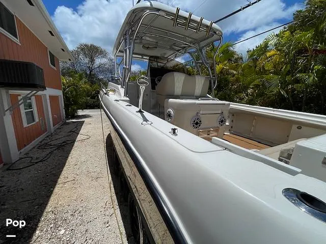 Slide: The Image of Hydra-Sports 33VX 2005 - 15912165