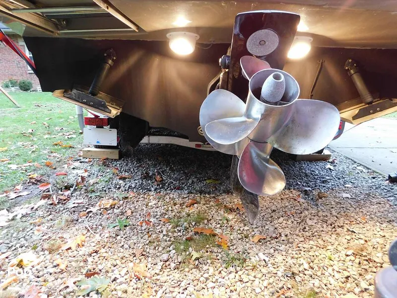 Slide: The Image of Cockpit Seating - 16016215