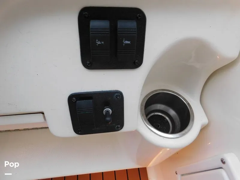 Slide: The Image of Throttle/shift: Mech - 16016242