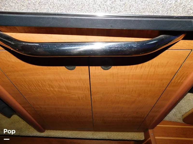 Slide: The Image of V Berth - 16016272