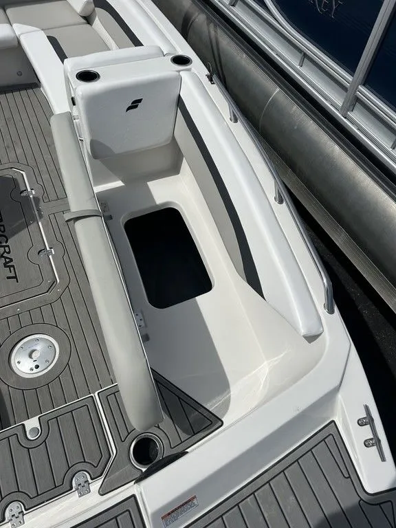 Slide: The Image of Starcraft Marine 171 SVX 2025 - 4