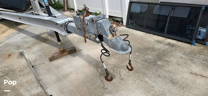 Slide: The Image of Regulator Marine 23 FS 2005 - 15839084