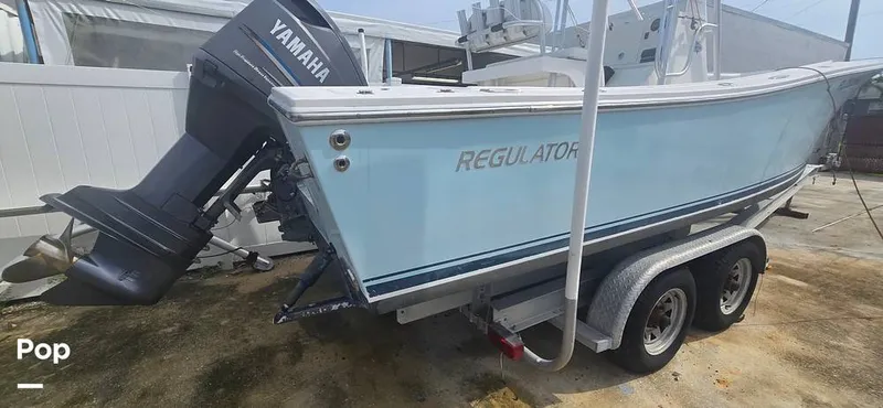 Slide: The Image of Regulator Marine 23 FS 2005 - 15838924