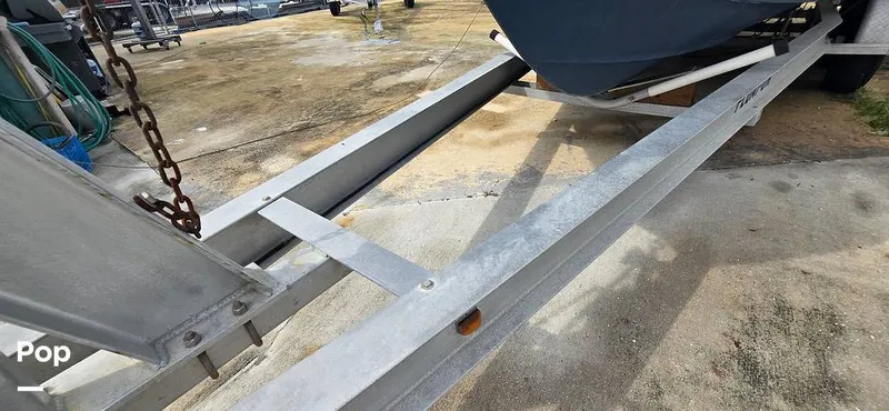 Slide: The Image of Regulator Marine 23 FS 2005 - 15839097