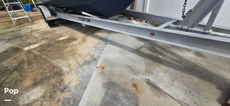 Slide: The Image of Regulator Marine 23 FS 2005 - 15839103