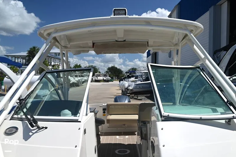 Slide: The Image of Lewmar Windlass - 15861512