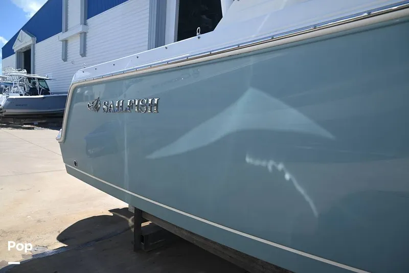 Slide: The Image of Sailfish 245 DC 2021 - 15861579