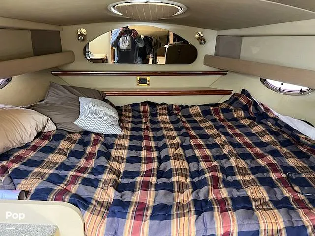 Slide: The Image of Cruisers Yachts 3275 2002 - 15974503