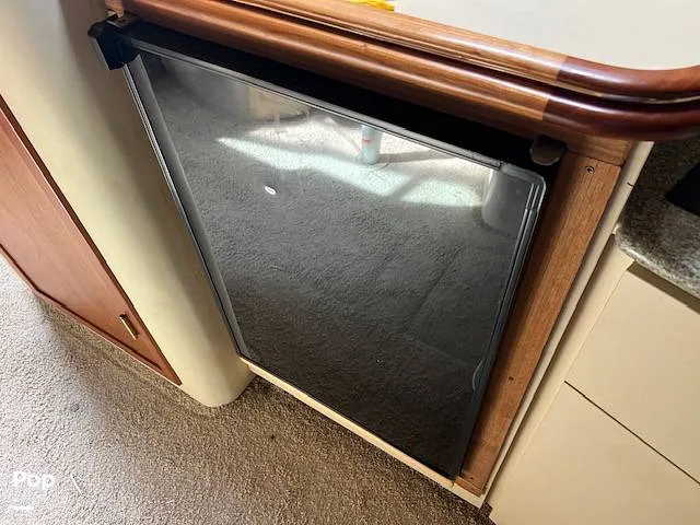 Slide: The Image of Cruisers Yachts 3275 2002 - 15974505