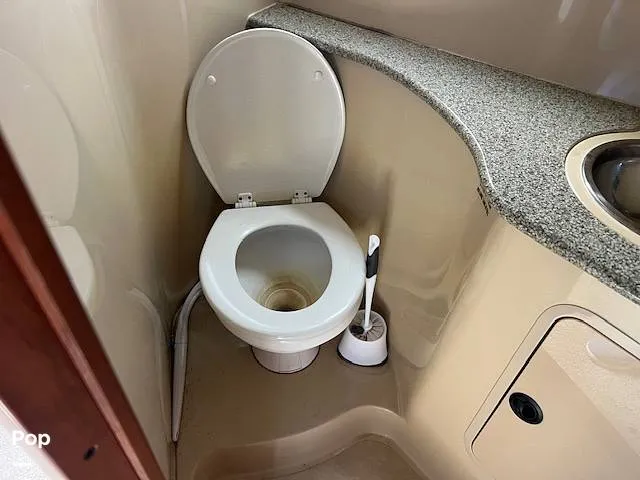 Slide: The Image of Cruisers Yachts 3275 2002 - 15974514