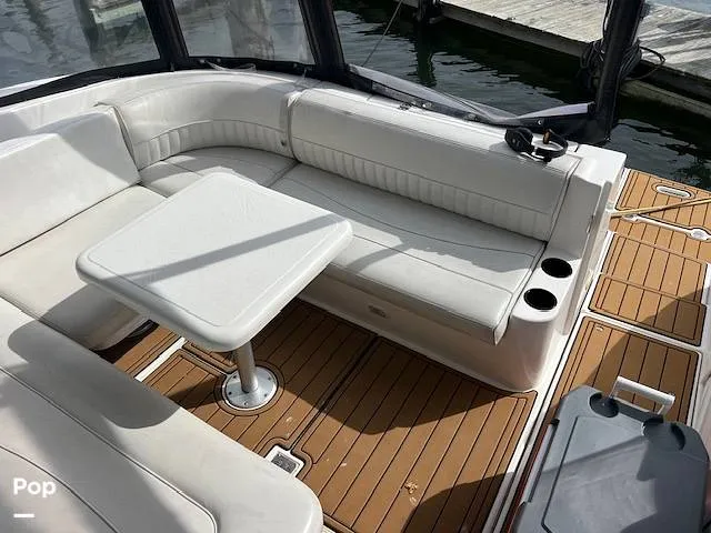 Slide: The Image of Cruisers Yachts 3275 2002 - 15974520