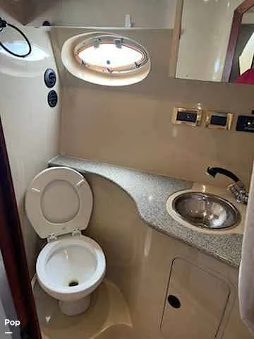 Slide: The Image of Cruisers Yachts 3275 2002 - 15974490