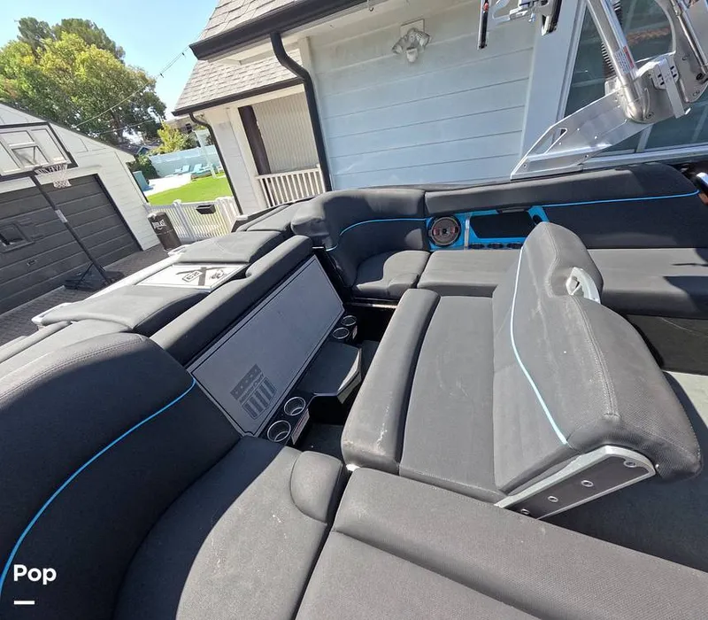 Slide: The Image of Mastercraft X23 2018 - 15905532