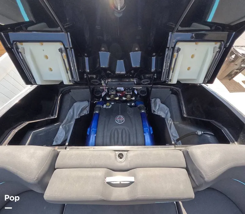 Slide: The Image of Mastercraft X23 2018 - 15905535