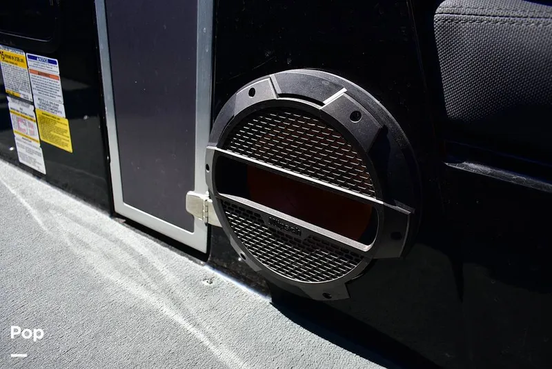 Slide: The Image of Mastercraft X23 2018 - 15905563