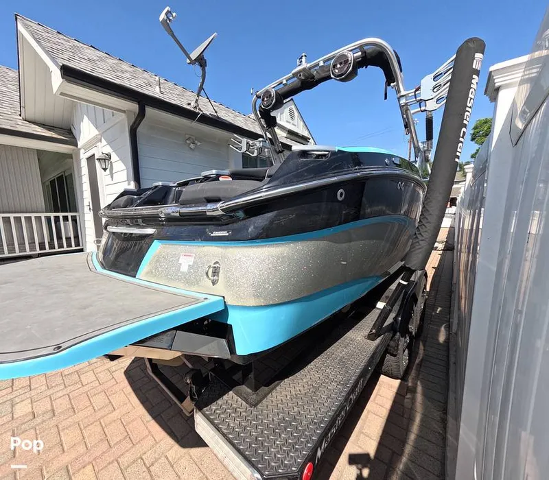 Slide: The Image of Mastercraft X23 2018 - 15905521