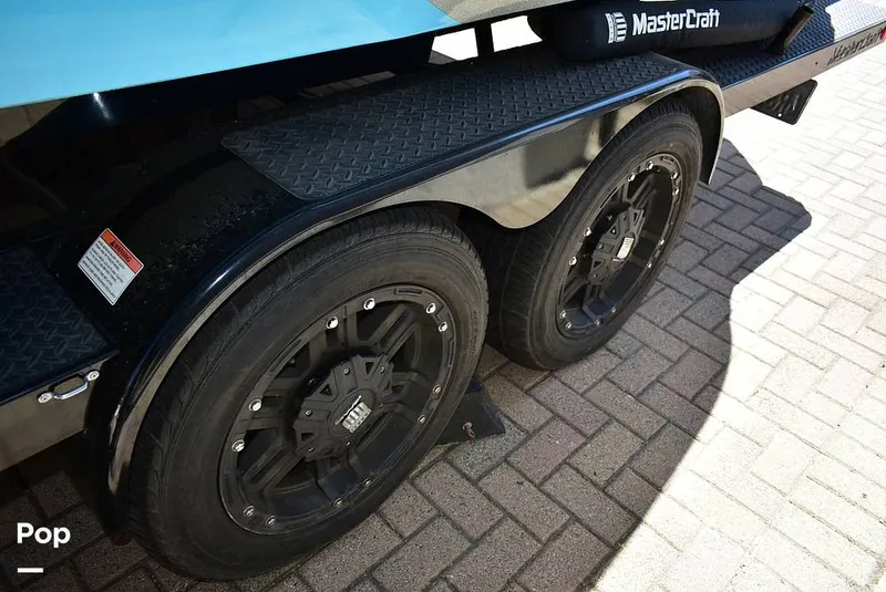 Slide: The Image of Mastercraft X23 2018 - 15905612