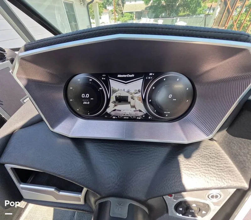 Slide: The Image of Mastercraft X23 2018 - 15905526