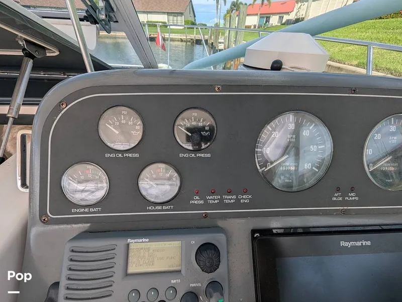 Slide: The Image of Tiara 2900 Coronet Harbor Edition 2001 - 15839144